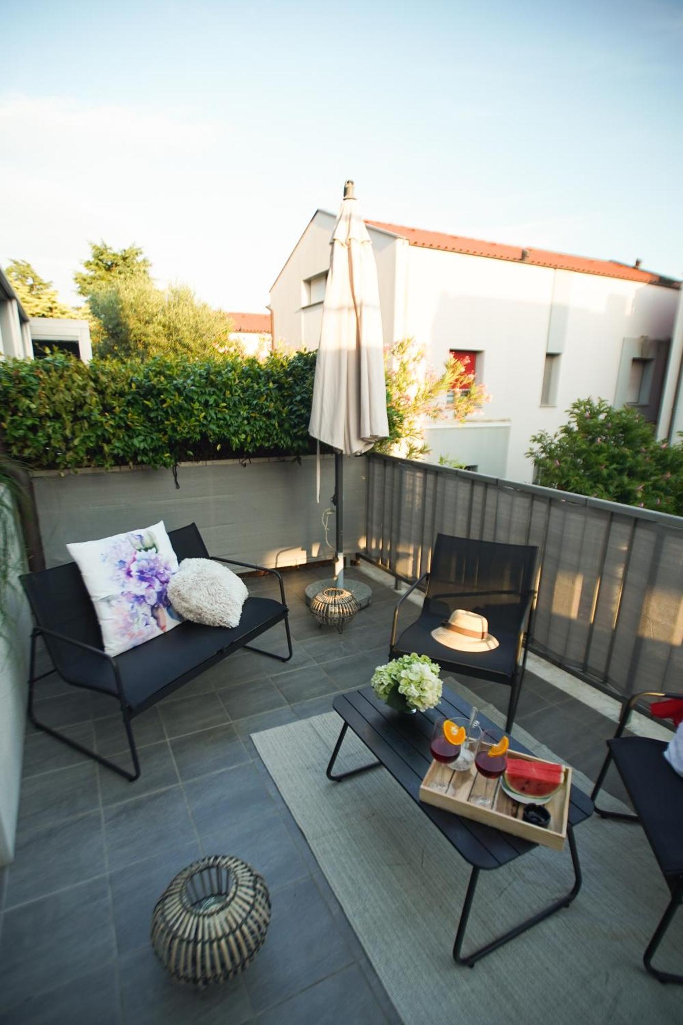Elly Apartment Ankaran Exterior photo